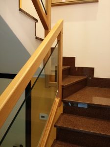 RINGHIERA LEGNO E VETRO